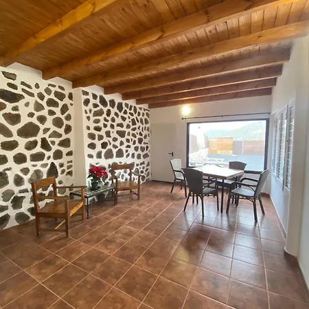 Holiday home Vallechico Vallebron